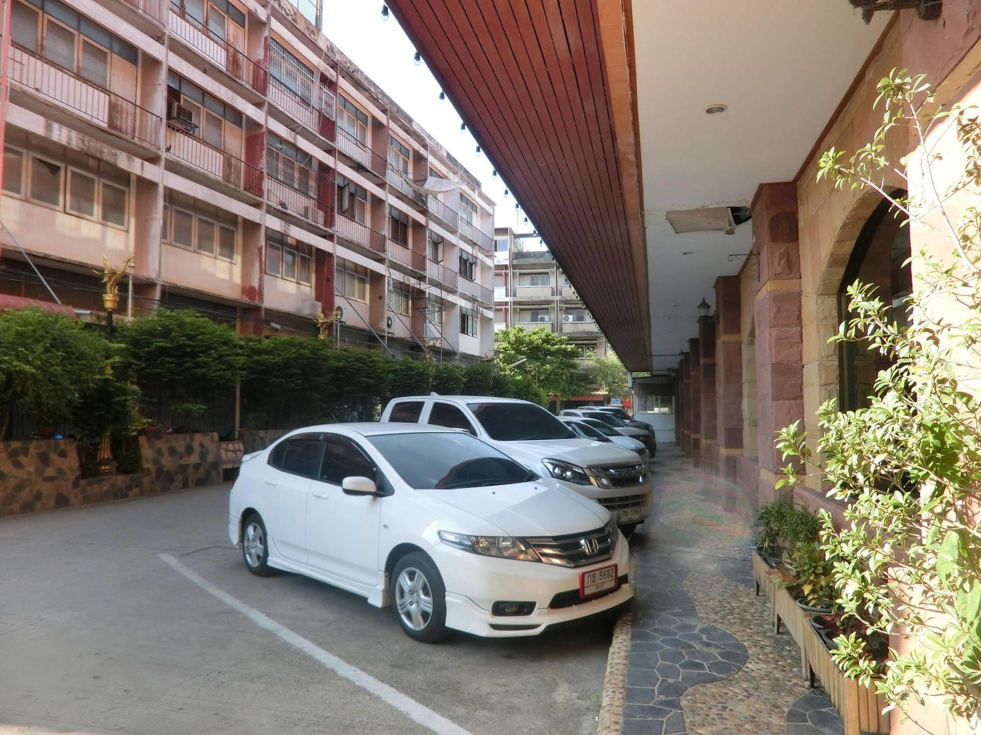 Ayutthaya Thenee Hotel Ngoại thất bức ảnh